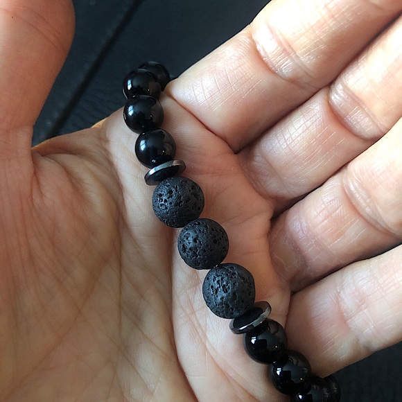 The INTUITION AROMATHERAPY BRACELET. - Picture 4 of 5